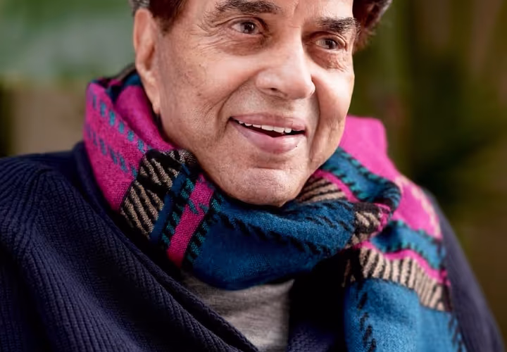 धर्मेंद्र का अंतिम संस्कार सम्पन्न