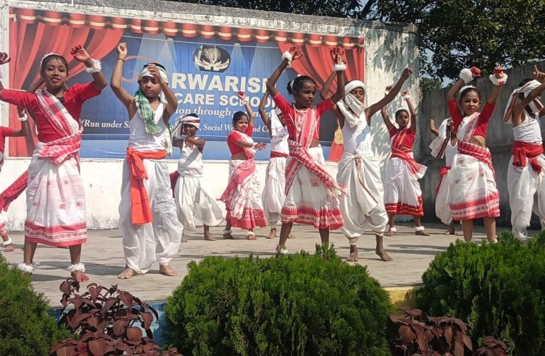 परवरिश स्कूल, कुजू में मना बिरसा जयंती मना