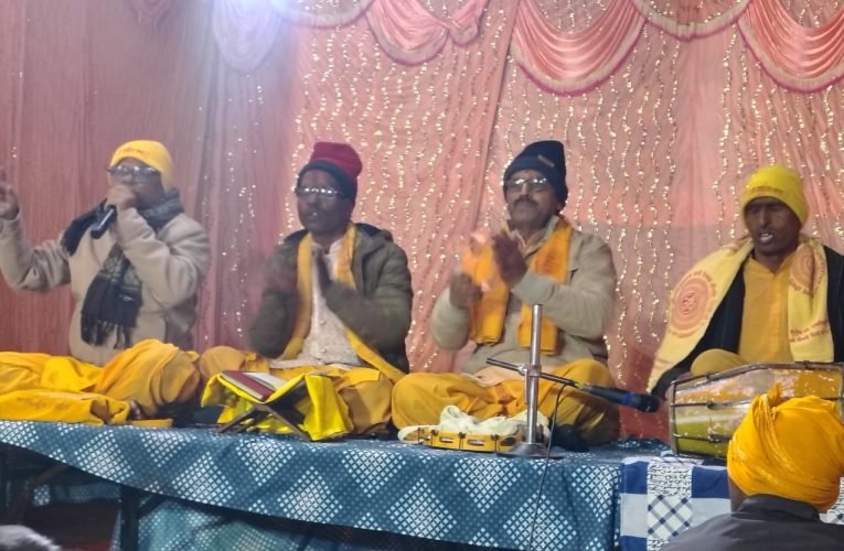 बालूमाथ मे गायत्री दीपमहायज्ञ का भव्य आयोजन