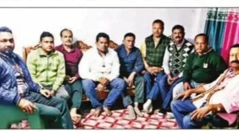 पासवान कल्याण केंद्रीय समिति का 46वां बनभोज सह मिलन समारोह 10 जानवरों को