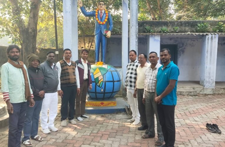 सौंद ड़ी में महापरिनिर्वाण दिवस के रूप में मनाई गई बाबा साहब भीमराव अंबेडकर की पुण्यतिथि