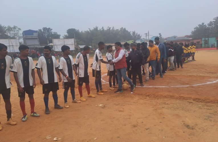 मानस मुड़िया में सांसद फुटबॉल का आयोजन