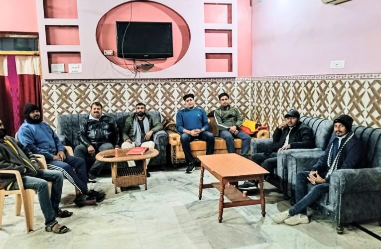 कार्यकर्ता मिलन समारोह को लेकर हुई बैठक