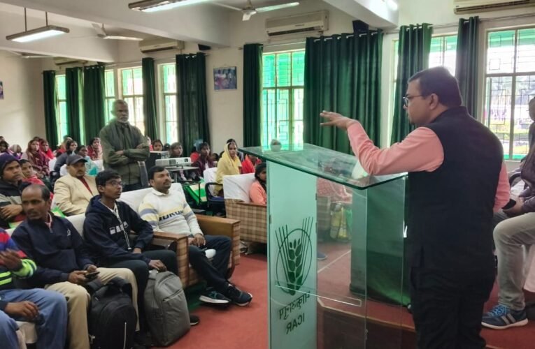 कृषि विज्ञान केंद्र मांडू में राष्ट्रीय किसान दिवस का आयोजन