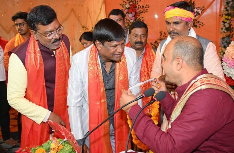 सुदामा चरित्र सुभद्रा हरण और परीक्षित मोच प्रसंग सुनकर आनंदित हुए श्रद्धालु