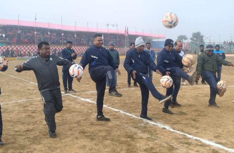 महेशपुर ने बाका बिहार को एक गोल से हराकर दूसरे राउंड में पहुंचा -खेल को देखने के लिए दूर दूर से पहुंचे दर्शक….