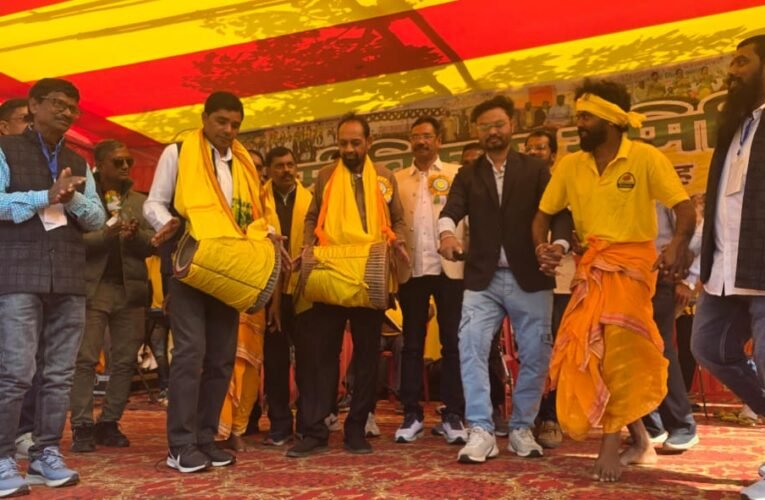 एकता एवं संस्कृति का संगम है कुड़मी समाज का मिलन समारोह – सांसद बिद्युत बरण महतो