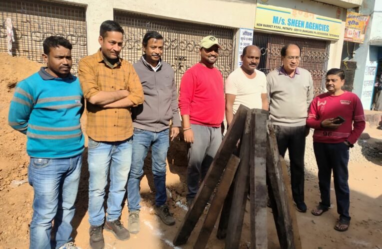 भाजपा नेता राहुल सिंह ने की अलावा की व्यवस्था।