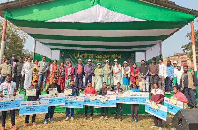 स्व रामदास सोरेन की सपनों का घाटशिला बनाएंगे – विधायक सोमेश सोरेन