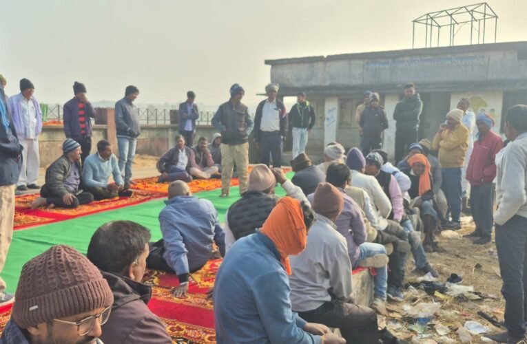 संघमित्रा परियोजना के भू-रैयतों का महा जुटान, 13 गांवों के लोगों ने दिखाई एकजुटता