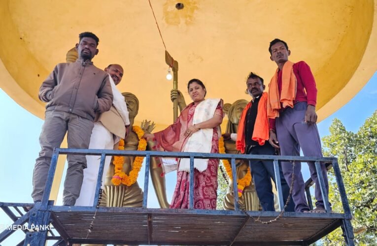 नीलांबर-पीतांबर जन क्रांति के सच्चे नायक थे: लवली गुप्ता