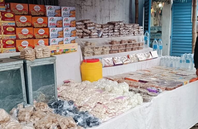 बाजार में तिलकूट-तिलवा की खूब हो रही बिक्री