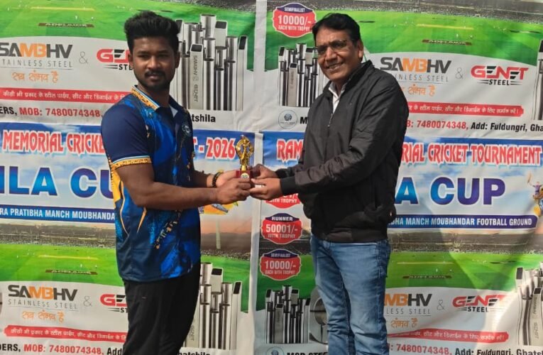 मऊ भंडार बॉयज क्लब की टीम पहुंची क्वार्टर फाइनल में