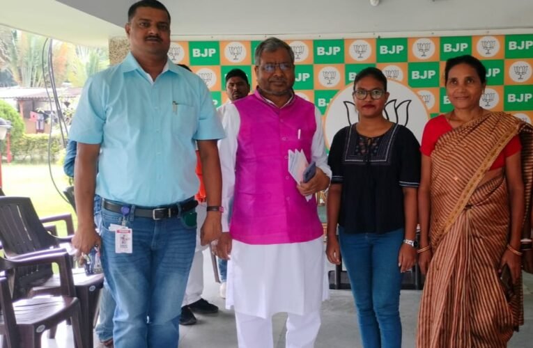 दिवंगत भाजपा सांसद की पत्नी को पांच साल बाद मिला पेंशन योजना का लाभ