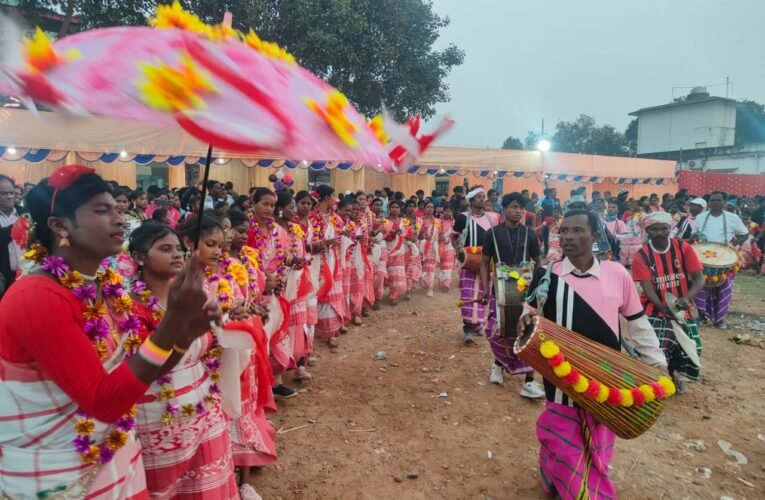 दाहिगोड़ा टूसू मेला में शामिल हुए हज़ारों ग्रामीण