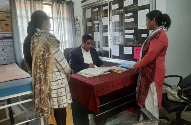सिविल सर्जन ने कई आयुष्मान आरोग्य मंदिर का किया औचक निरीक्षण।